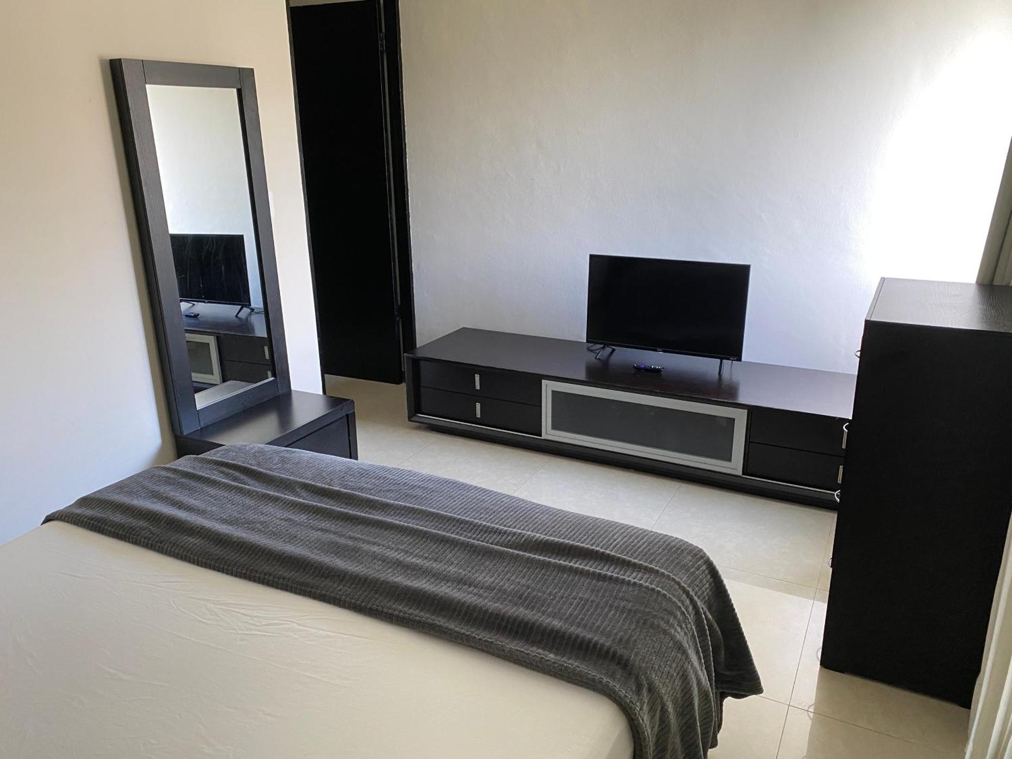 Condo In Ocean Front Resort Канкун Номер фото