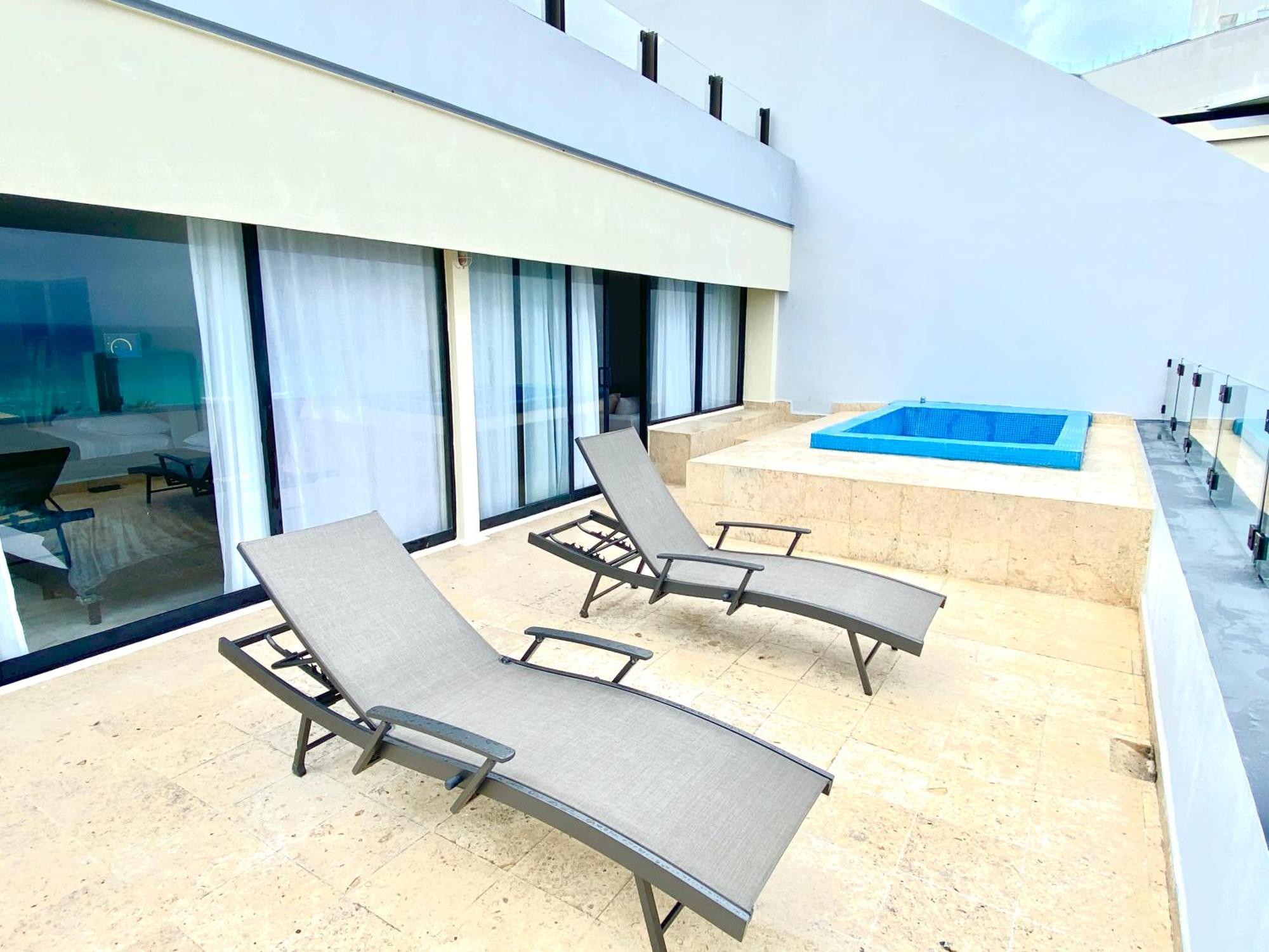 Condo In Ocean Front Resort Канкун Номер фото